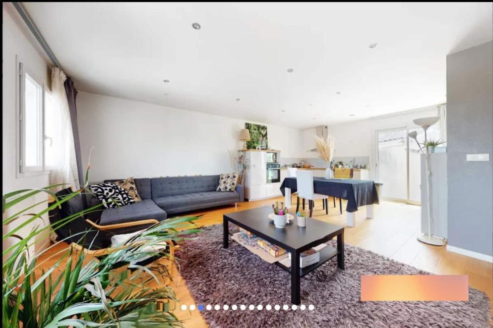 Jasmin House Apartment Cenon Bagian luar foto
